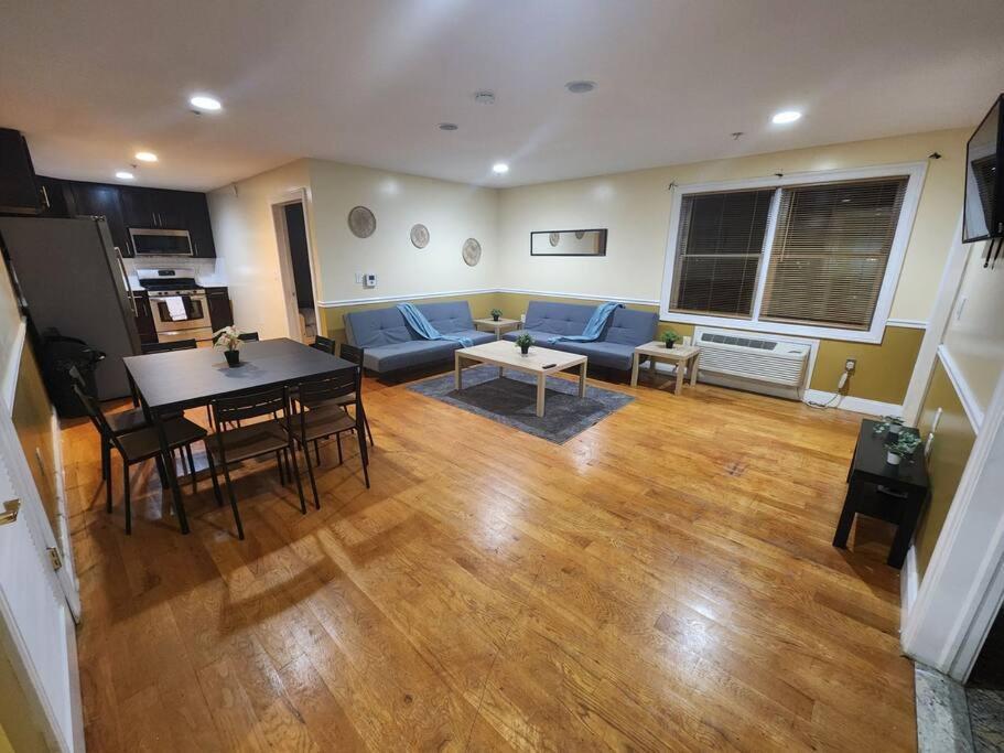 Апартаменти Classy 3 Bed Near Nyc With View! Юніон-Сіті Екстер'єр фото