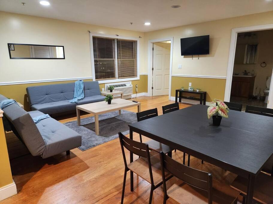 Апартаменти Classy 3 Bed Near Nyc With View! Юніон-Сіті Екстер'єр фото